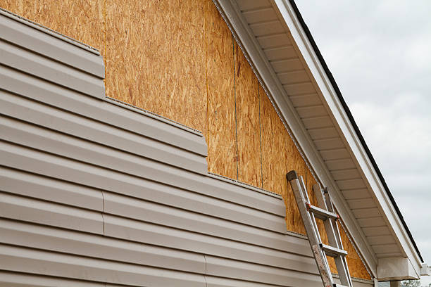 Professional Fiber Cement Siding technician working in Albion, PA